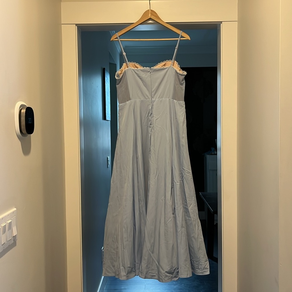 Cinderella corset dress - Picture 3 of 6